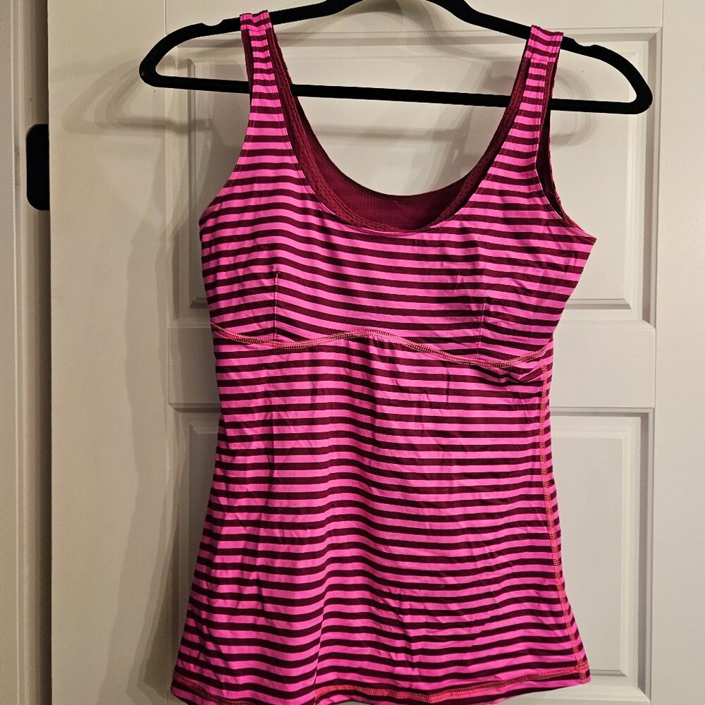 Lululemon tank